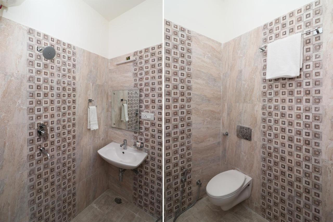 בארילי Oyo 13406 Hotel Golden Leaf מראה חיצוני תמונה